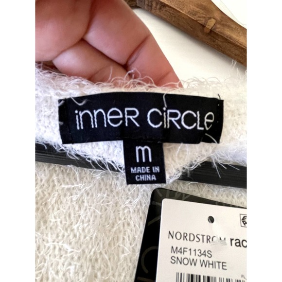 INNER CIRCLE Soft Fuzzy Wrap Sweater White, Med - Picture 7 of 9